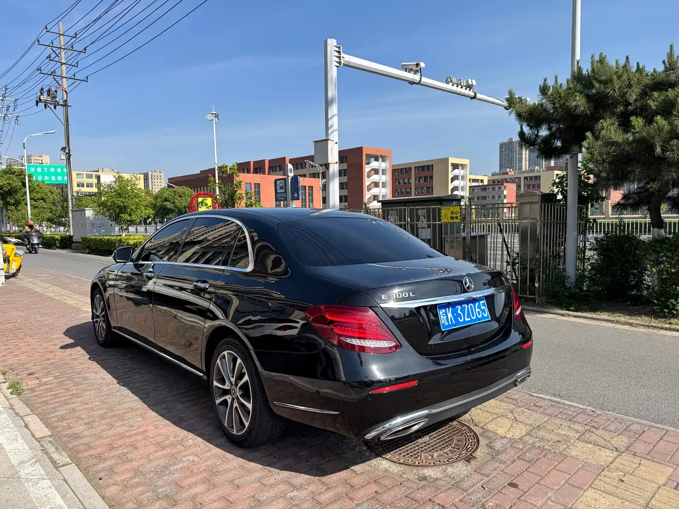 Mercedes-Benz E-Class 2017 E 300 L Sport Fashion фото 6
