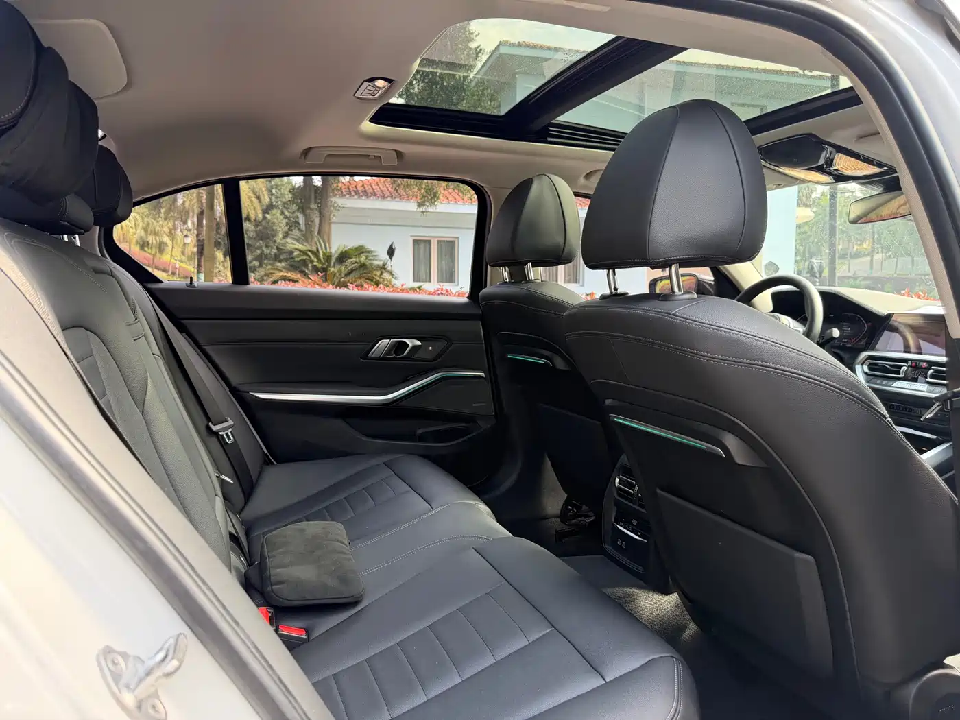 BMW 3 Series 2020 325Li M Sport Black Night Package фото 15