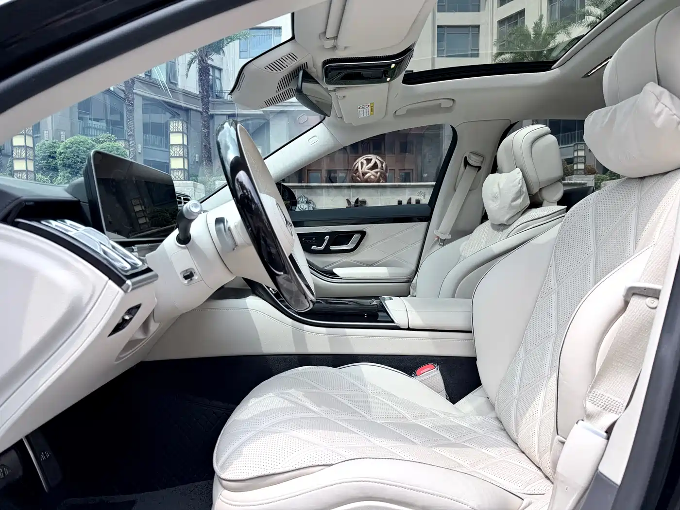 Mercedes-Benz Maybach S-Class 2025 Model S 480 4MATIC фото 9
