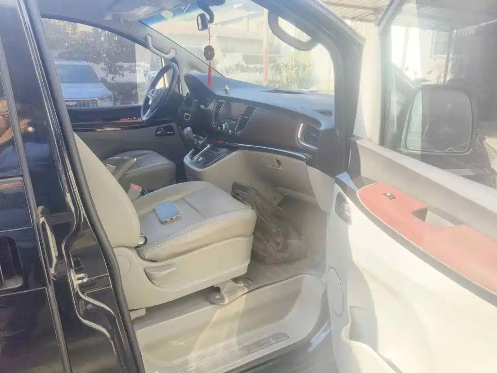 JAC Refine M5 2016 2016 2.0T Gasoline Manual Business Edition
