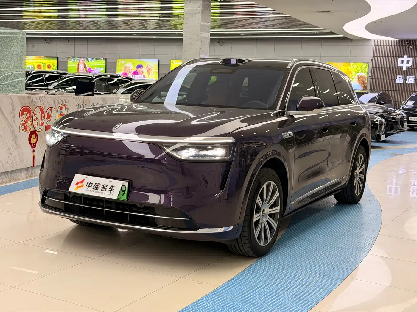AITO Wenjie AITO M8 2025 Range Extender Max+ Edition 53.4kWh 5-seater