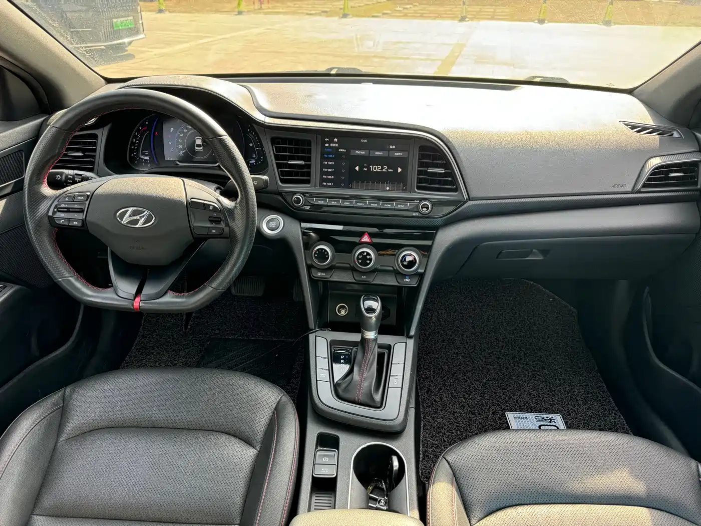 Hyundai Elantra 2020 1.4T DCT Dynamic·Vitality фото 10