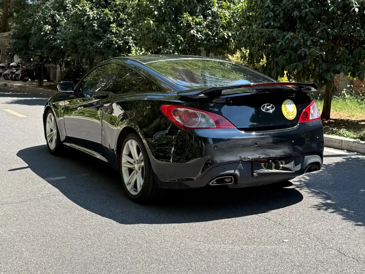 Hyundai Genesis Coupe 2009 2009 2.0T Automatic Elegant Edition