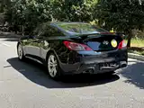 Фото 9 - Hyundai Genesis Coupe