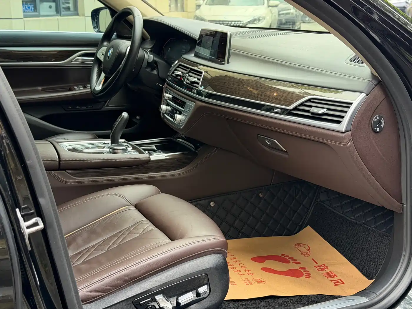 BMW 7 Series 2019 730Li Luxury Package фото 7