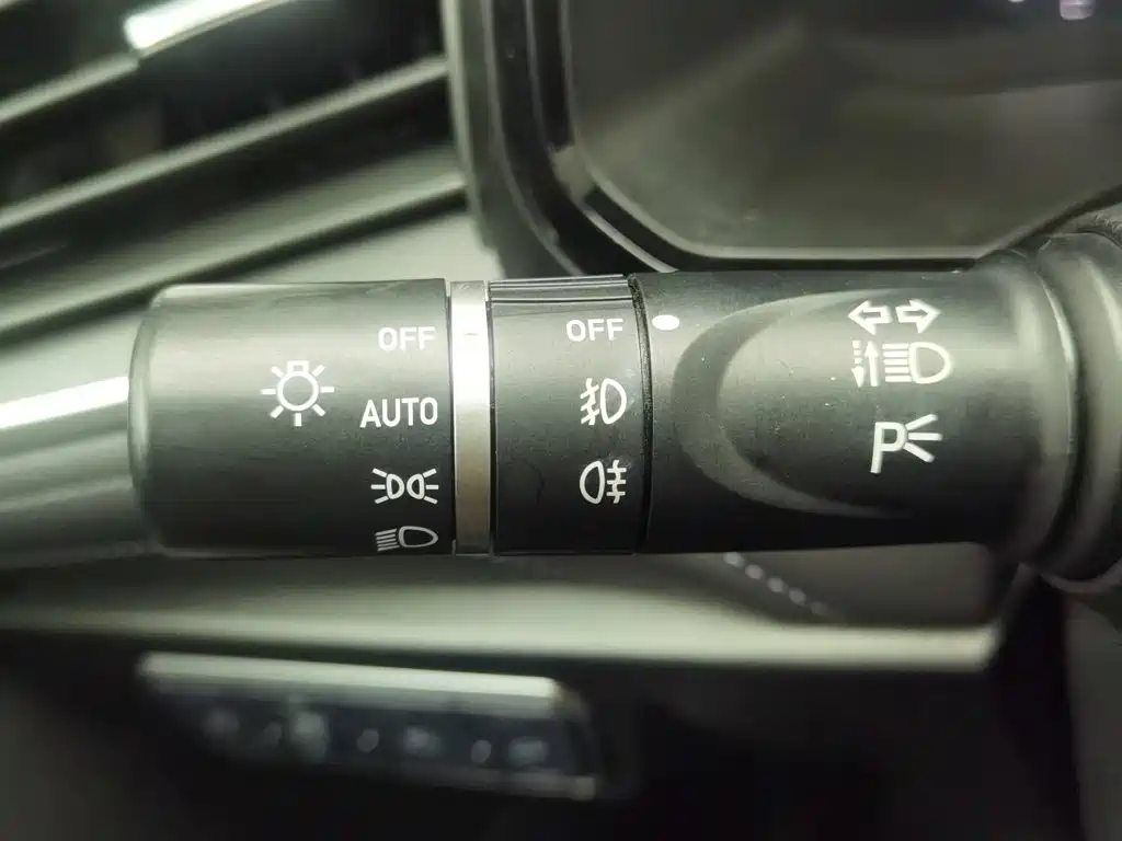Haval F7 2019 2019 2.0T 2WD i-Fashion China VI