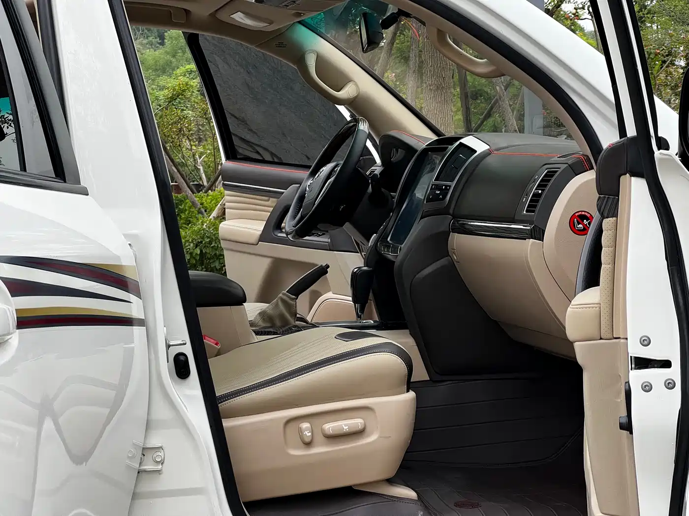 Toyota Land Cruiser 2012 4.0L Automatic VX фото 7