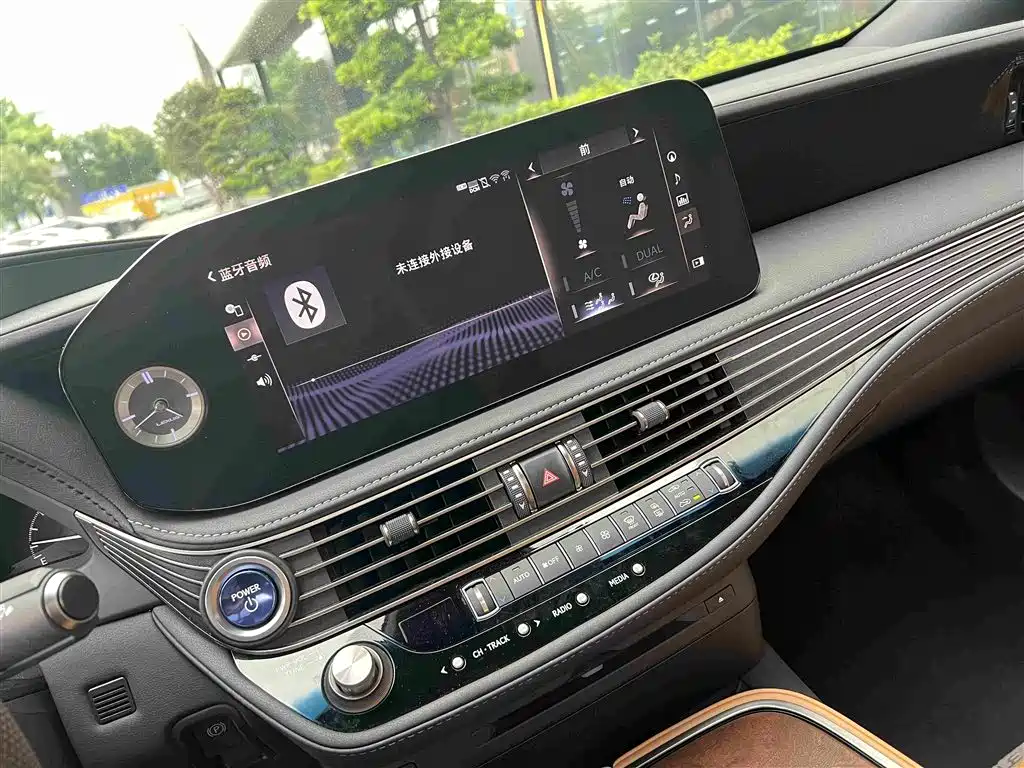 Lexus LS 2022 2021 500h Excellence Edition