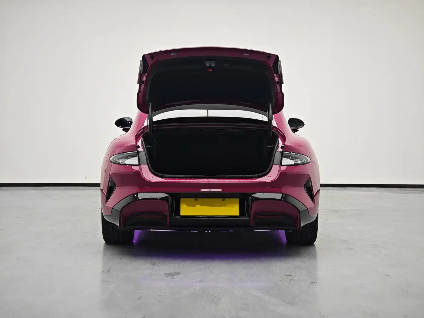 Xiaomi Auto Xiaomi SU7 2024 AWD Extended Range Advanced Smart Driving Max Edition фото 6