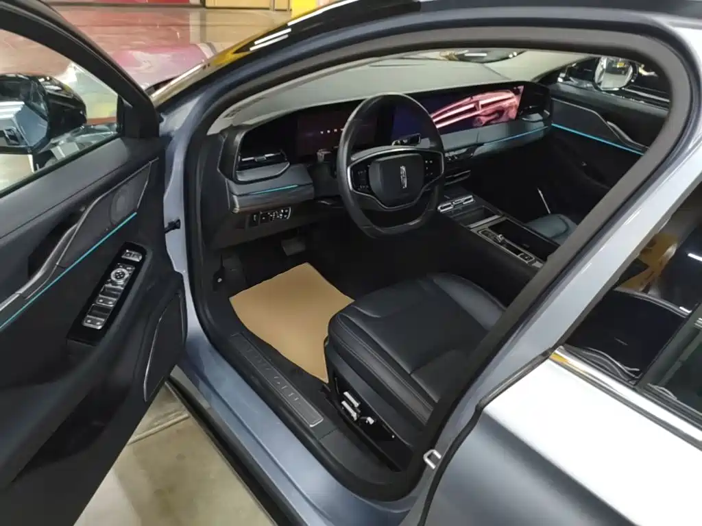 Lincoln Z 2025 2025 2.0T Premium Edition