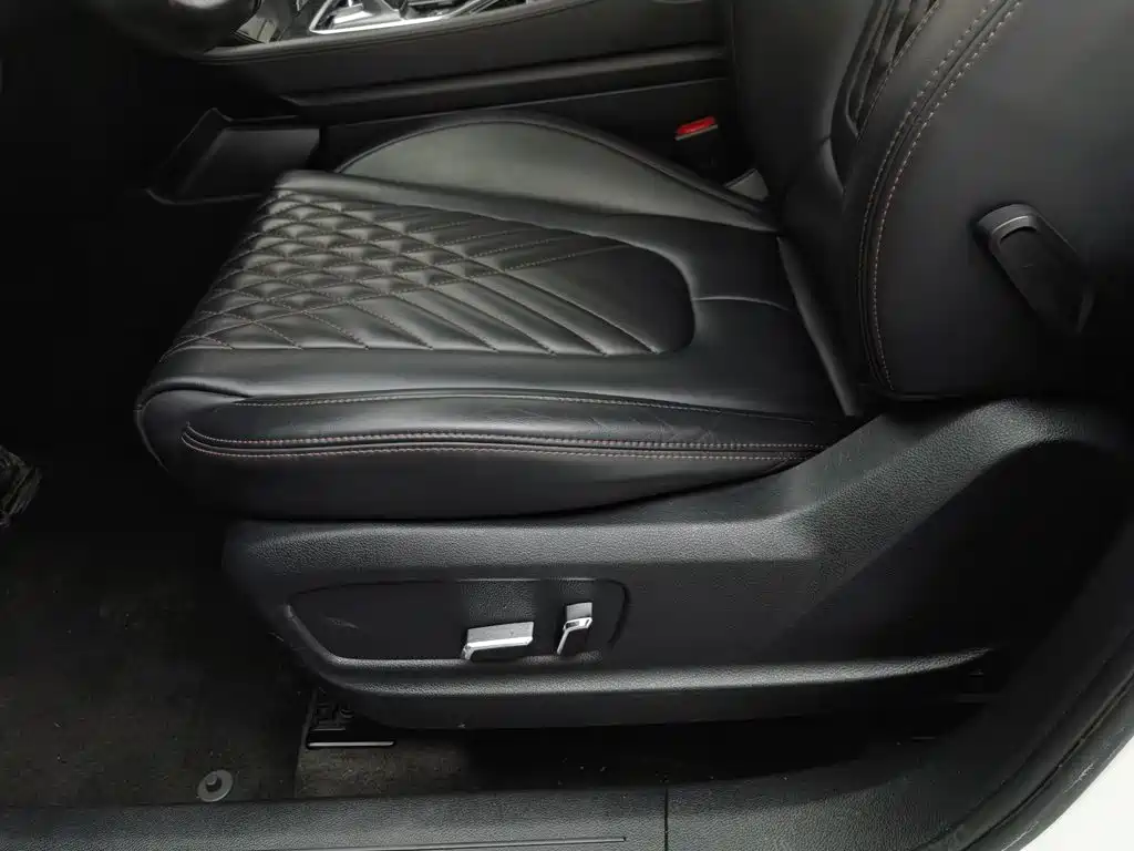 Besturn Bestune T99 2020 2020 20TD Automatic Premium Edition