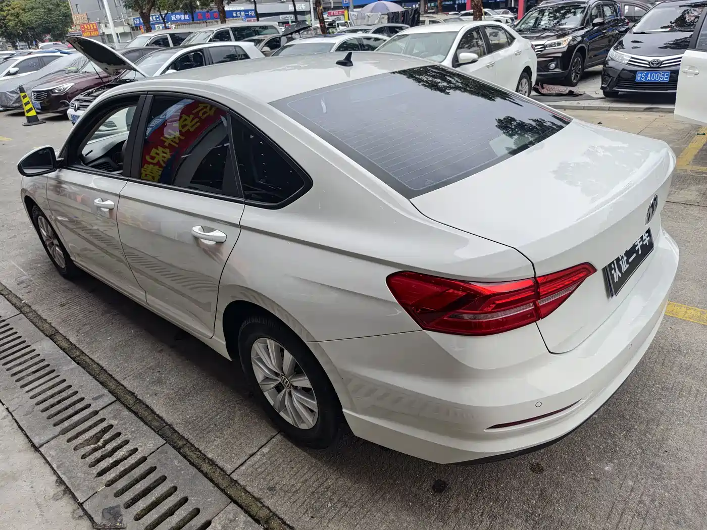 Volkswagen Lavida 2018 1.5L Auto Trend Edition China V фото 8