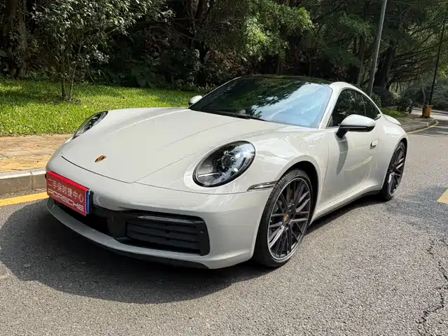 Porsche 911 2020 Carrera 3.0T