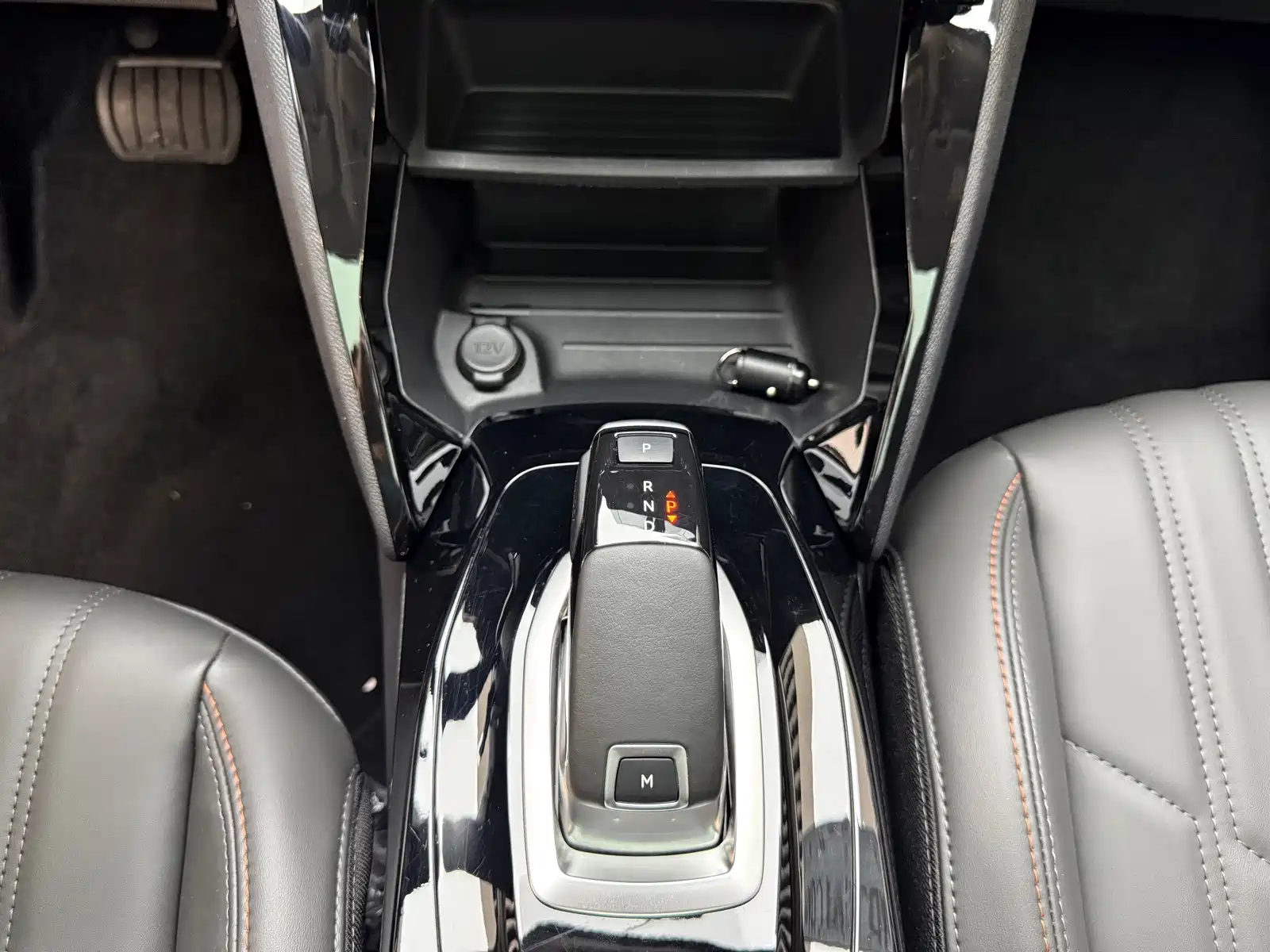 Photo 12 - Peugeot 2008