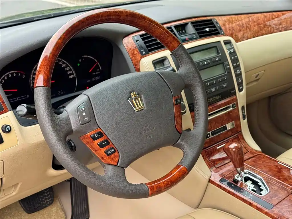 Toyota Crown 2006 2006 2.5L Royal Leather Edition