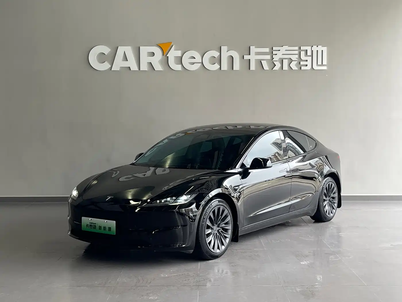 Tesla Model 3 2023