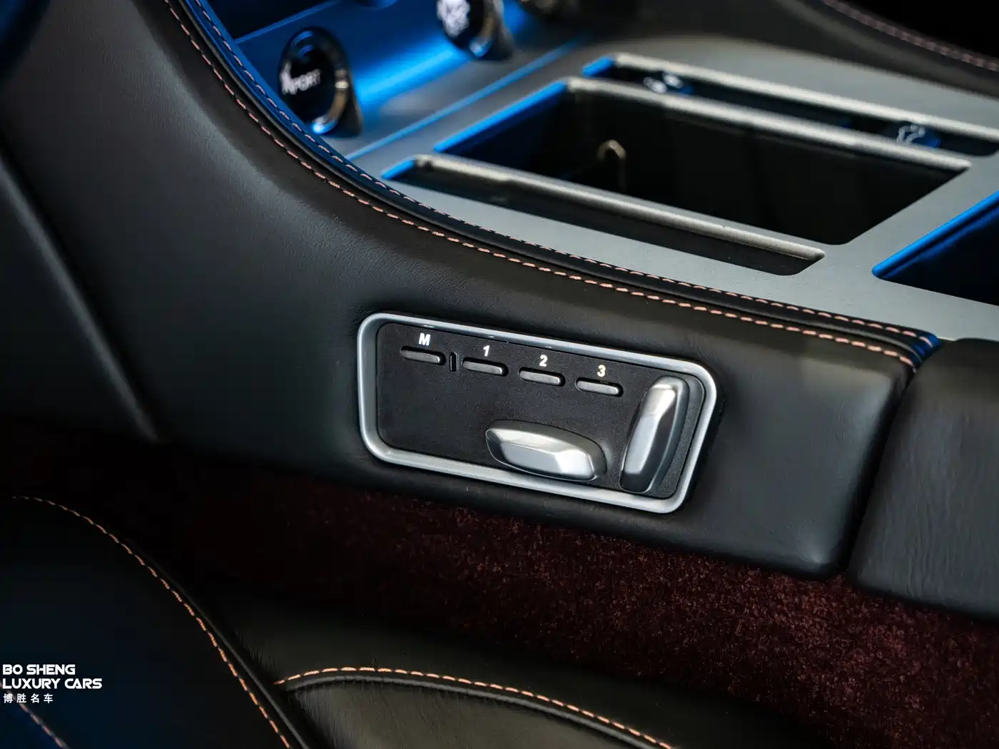 Aston Martin Virage 2012 6.0 Coupe фото 32