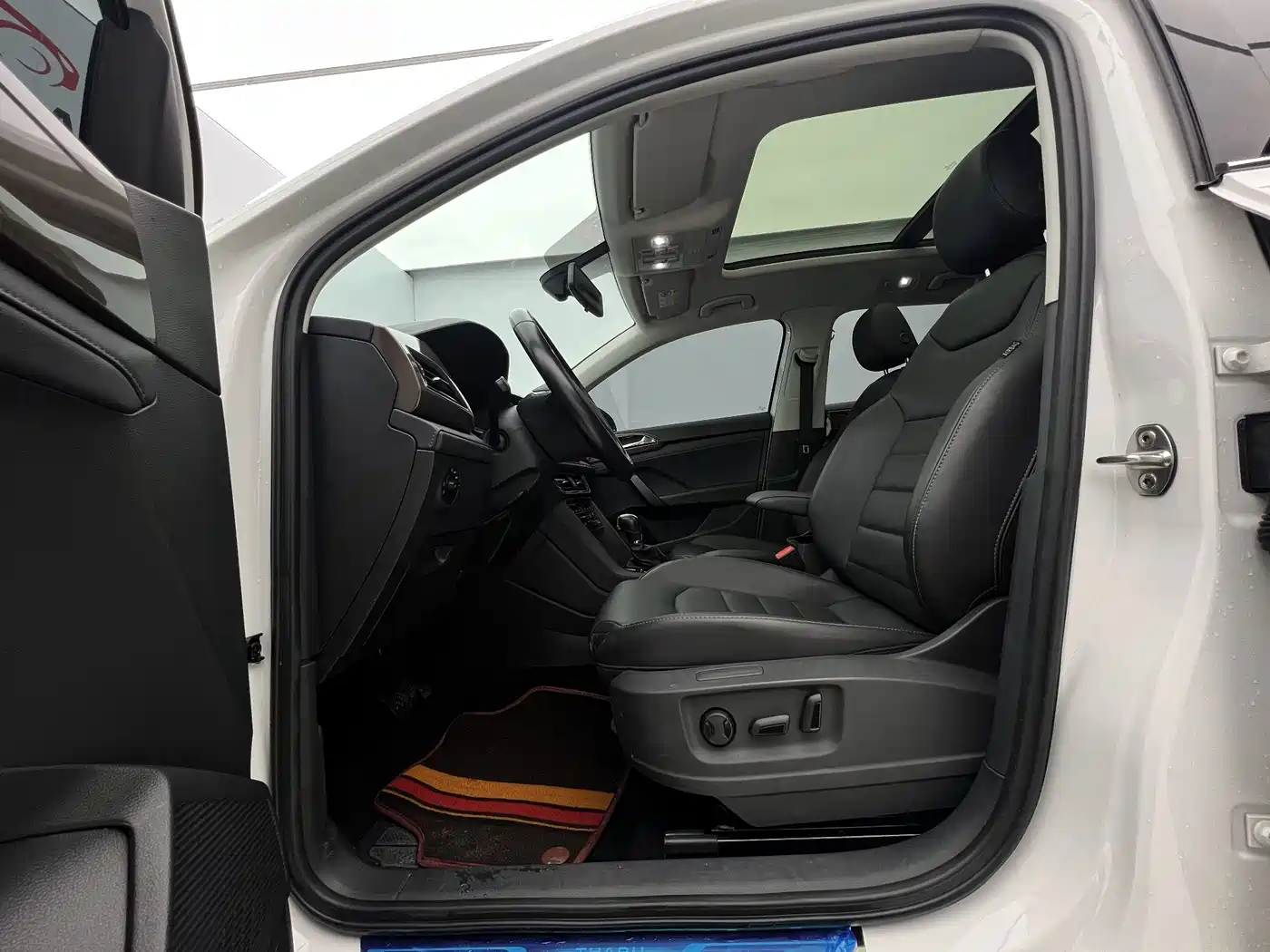 Volkswagen Tharu, миниатюра 19
