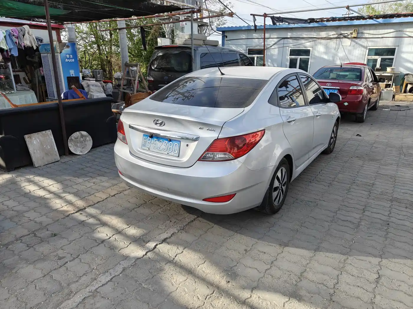 Hyundai Verna 2013 Sedan 1.4L Automatic Standard GL фото 4