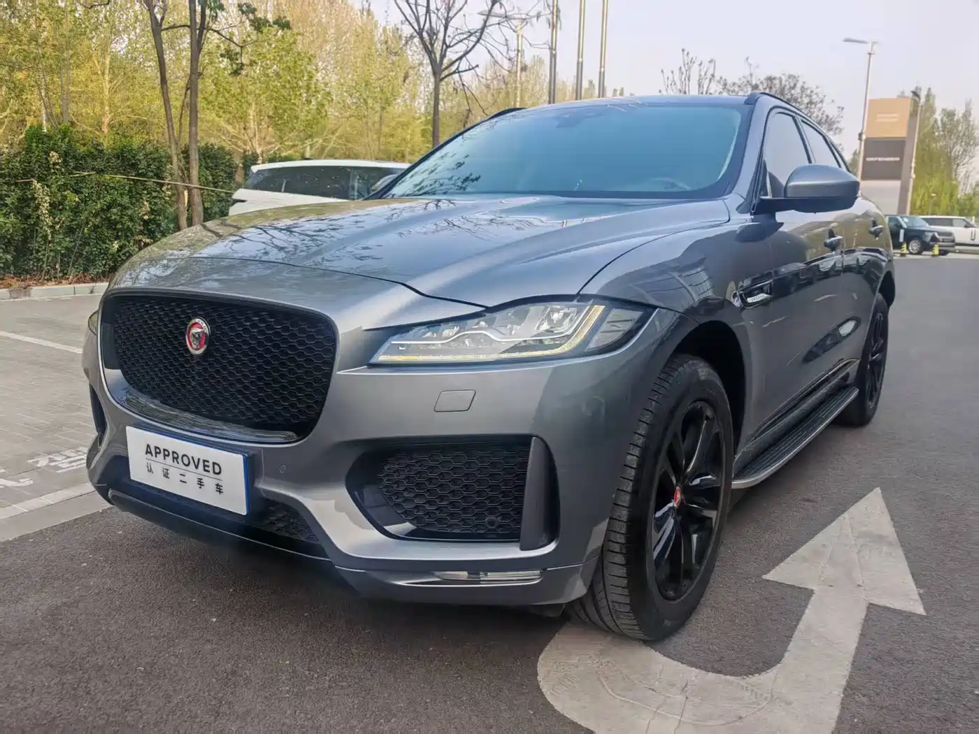 Jaguar F-PACE 2020 2.0T Urban Premium Edition
