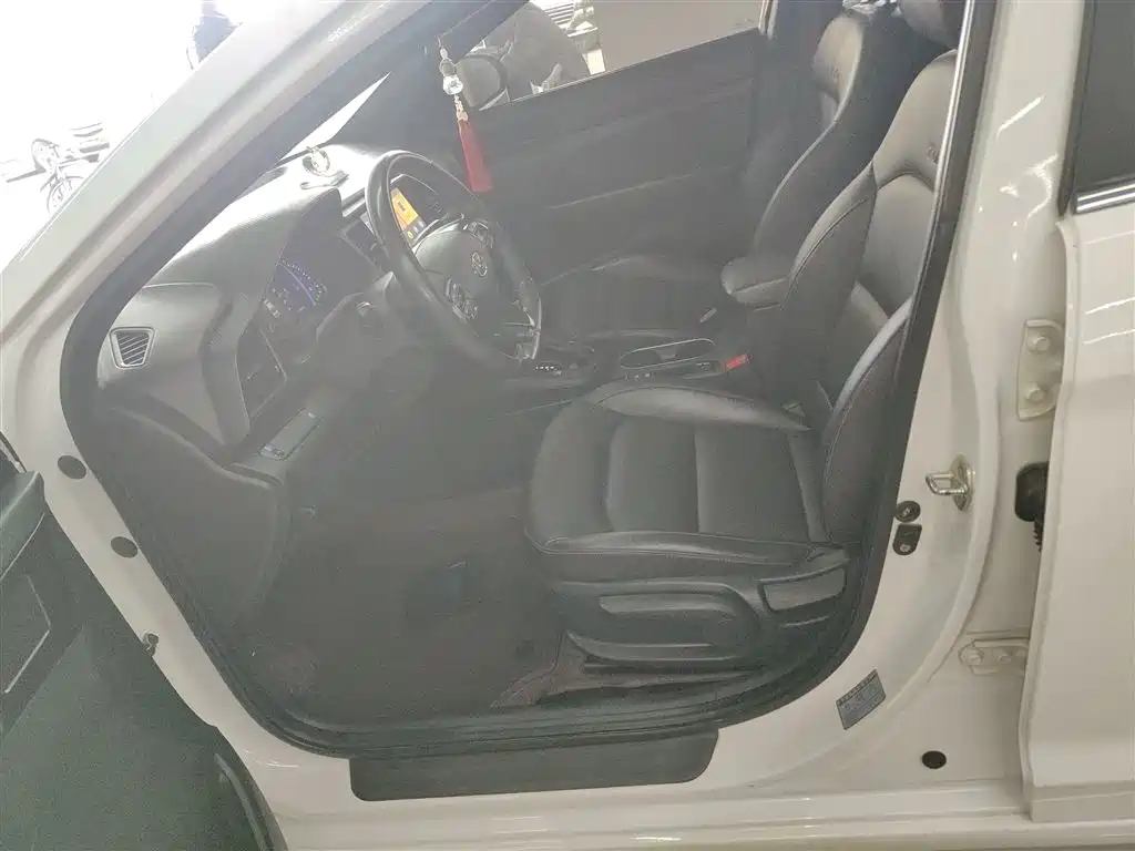 Hyundai Elantra 2019 1.4T Dual-clutch XuanDong·Vitality Type фото 15