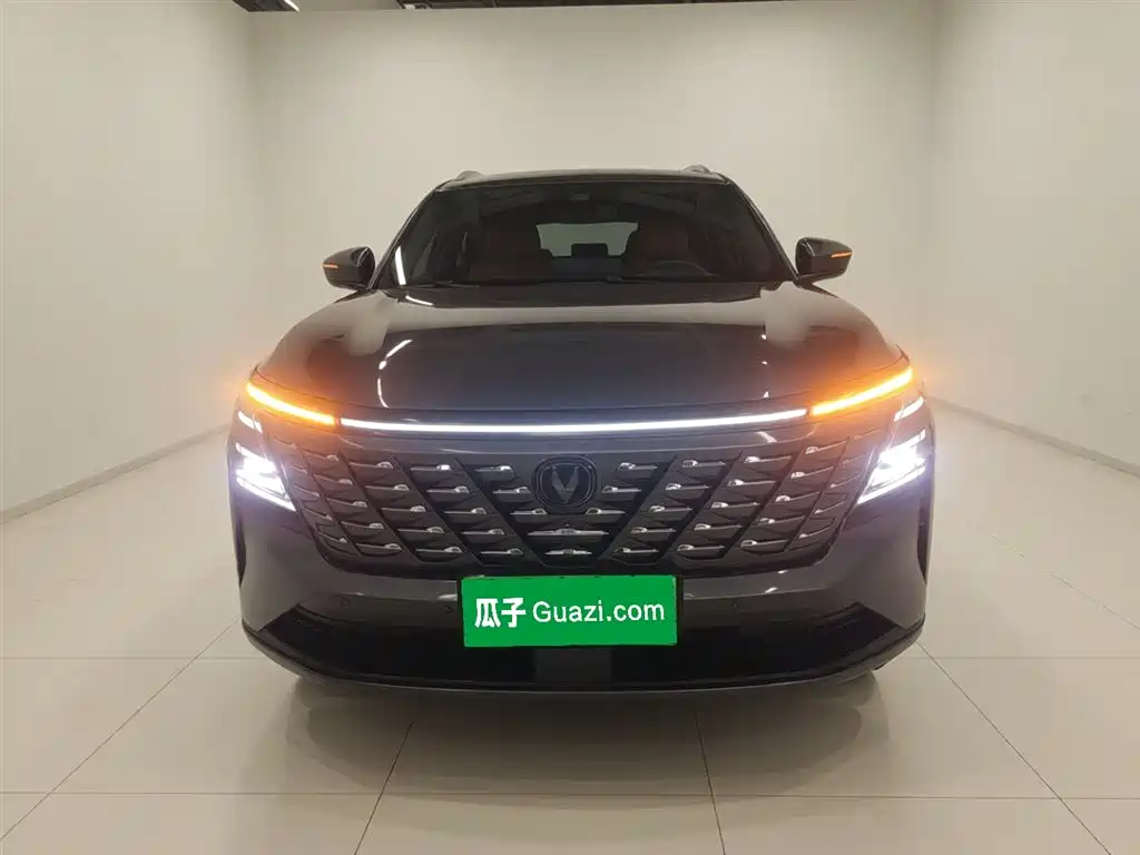 Фото 3 - Changan CS75 PLUS