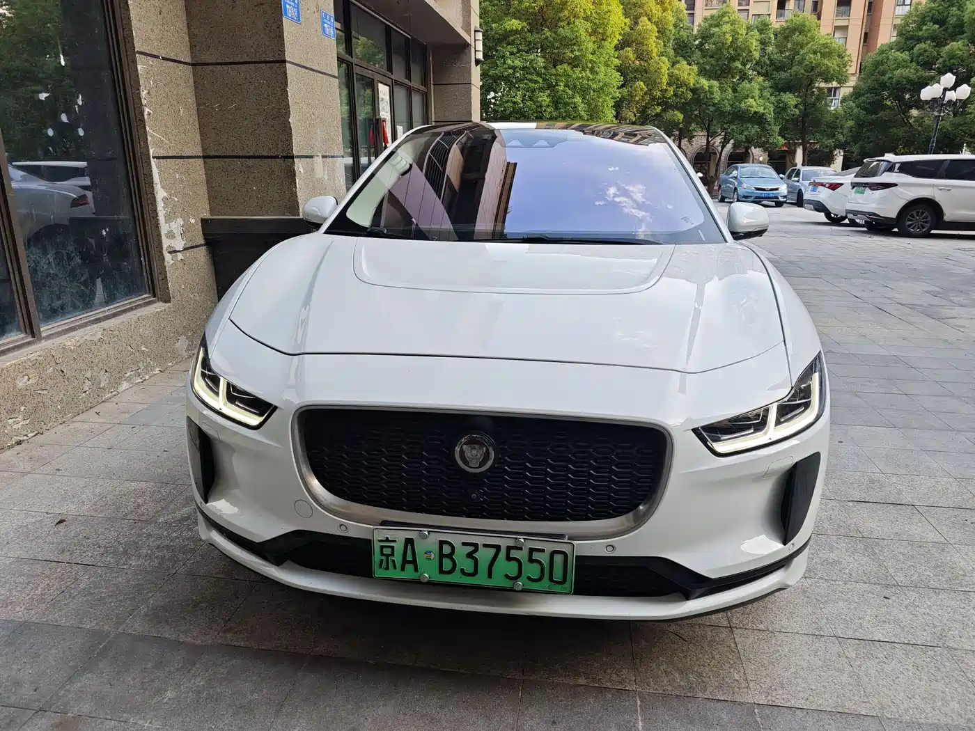 Jaguar I-PACE 2018 EV400 HSE фото 2
