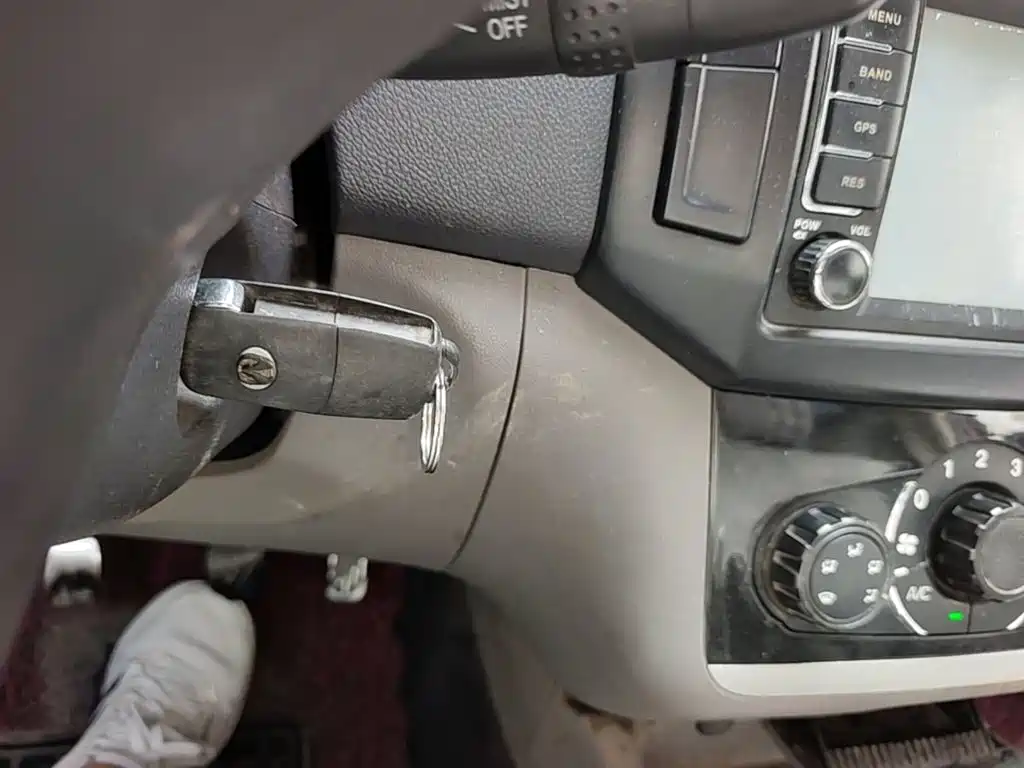 BAIC Weiwang M20 2014 2014 1.5L Utility BJ415A
