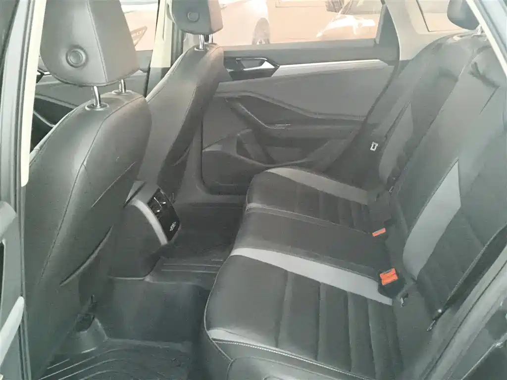 Volkswagen Sagitar 2021 200TSI DSG Comfort Smart Edition фото 13