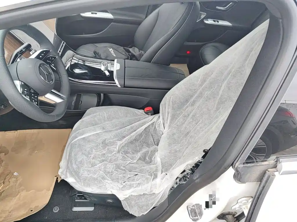 Фото 22 - Mercedes-Benz EQE