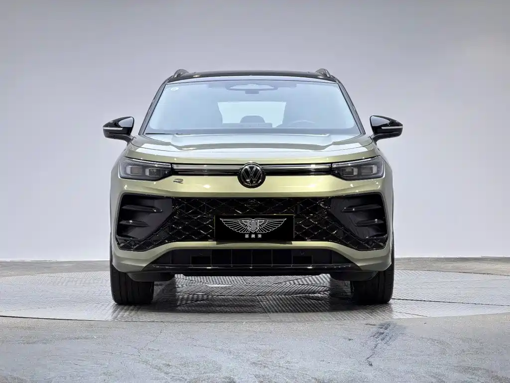 Фото 2 - Volkswagen Tayron