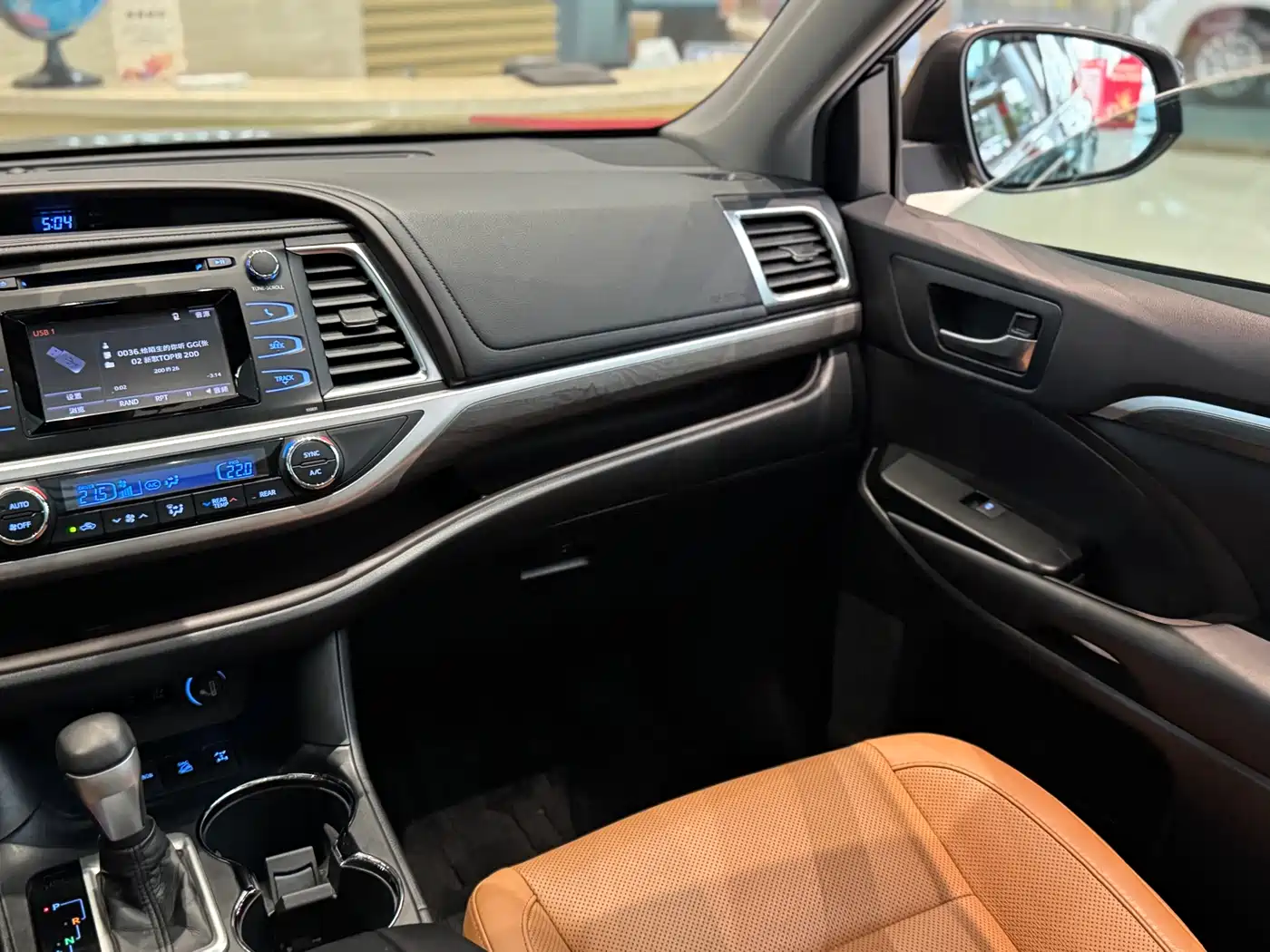 Toyota Highlander 2018 Model 2.0T 4WD Knight Edition 7-Seater China VI фото 17