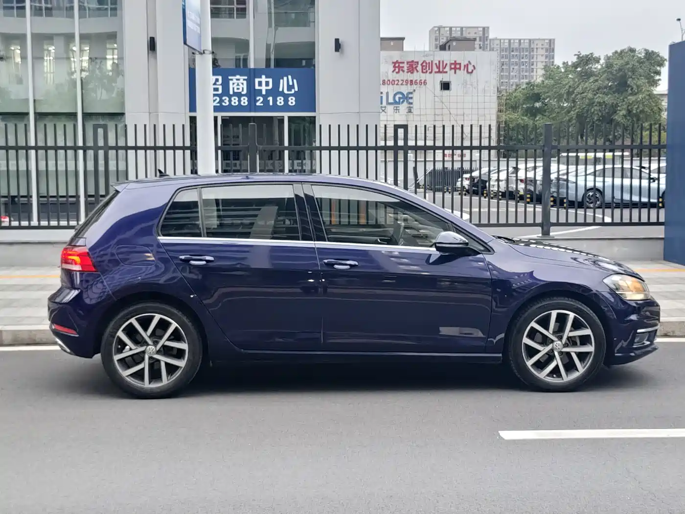 Volkswagen Golf 2020 Beloved Edition 280TSI DSG Comfort фото 28
