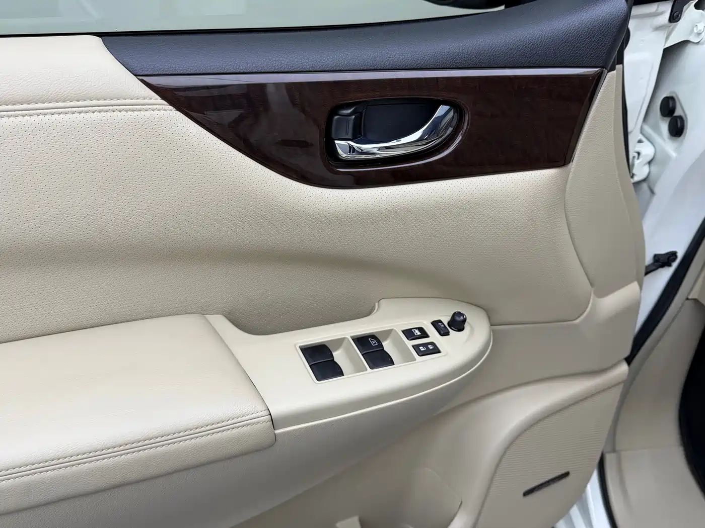 Nissan Quest 2015 3.5L SL фото 12