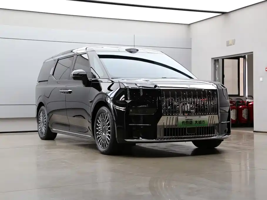 ZEEKR 009 2025 2024 6-seat Executive AWD 108kWh