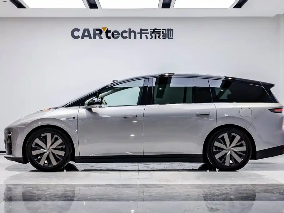 Li Auto Li i8 2025 2025 Standard Edition