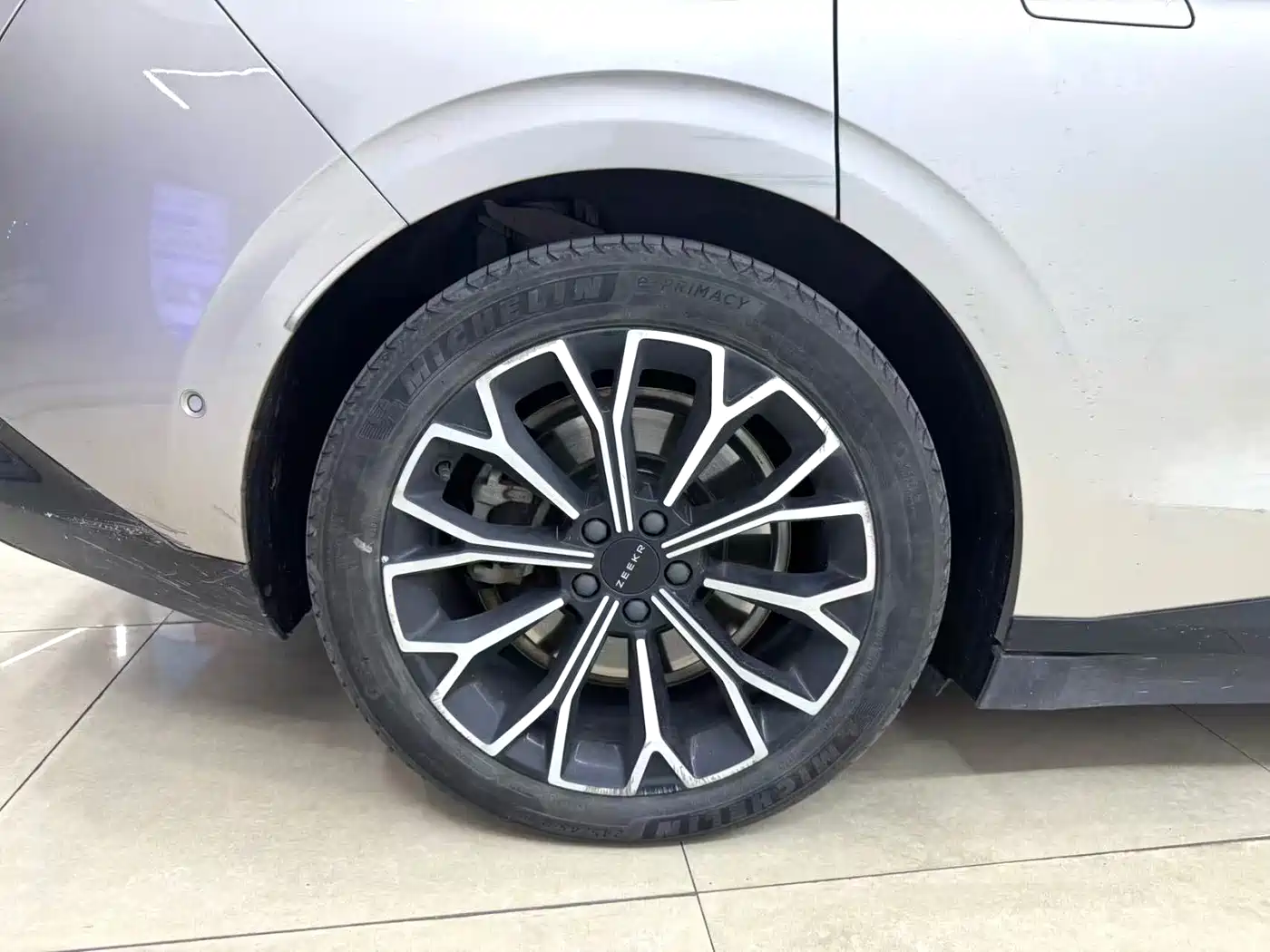 ZEEKR EXTREME KRYPTON 007