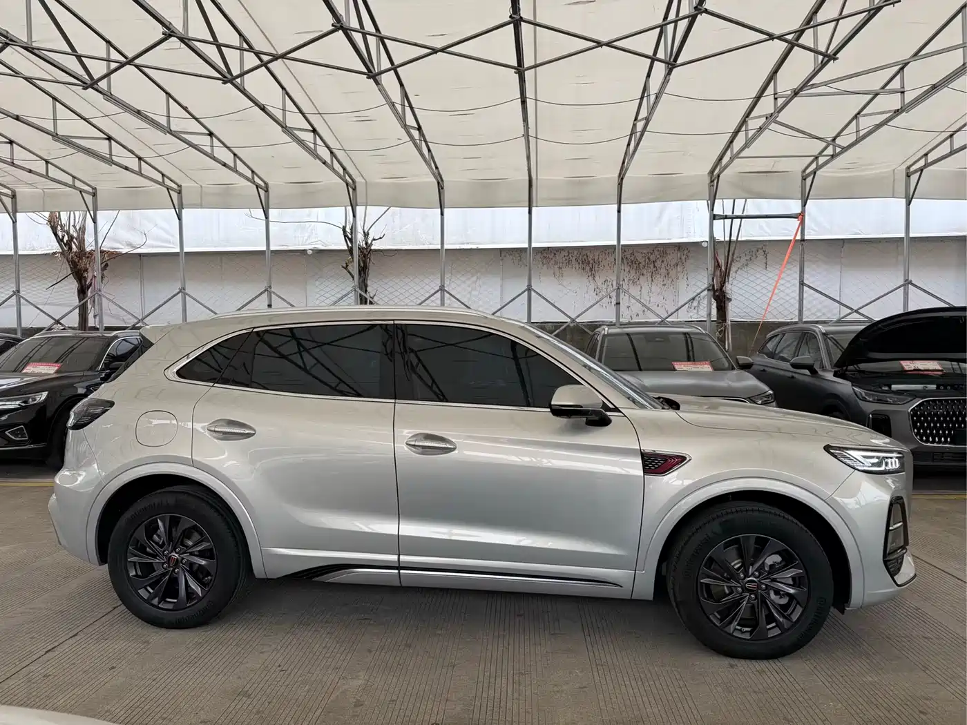 Hongqi HS5 2023 2.0T Flag Enjoy Pro Edition фото 7