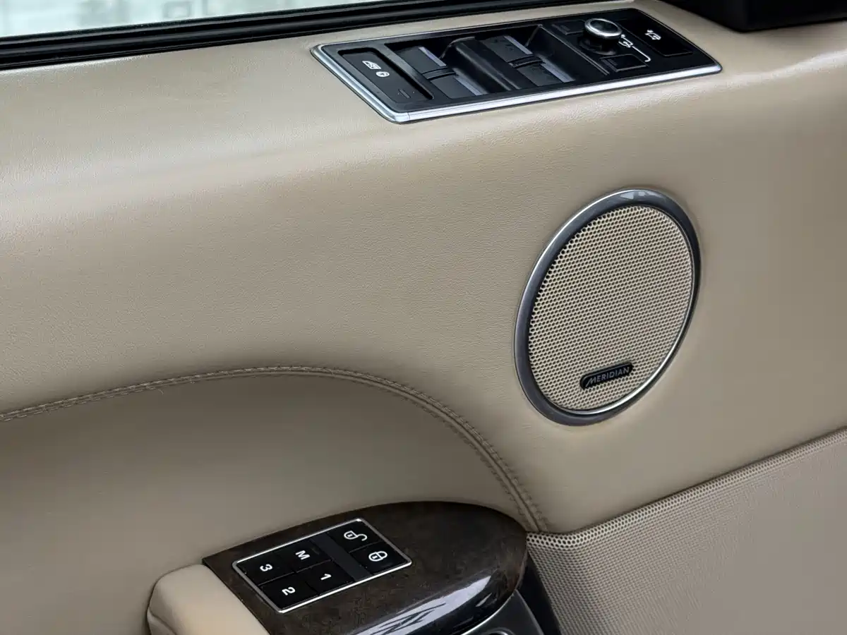 Land Rover Range Rover 2013 5.0 SC V8 AB Ultimate Genesis Edition фото 11