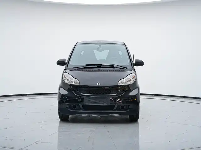 smart fortwo 2011 1.0 MHD Hardtop Standard — фото 2