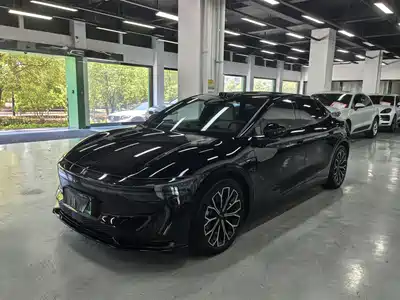 Zeekr 007