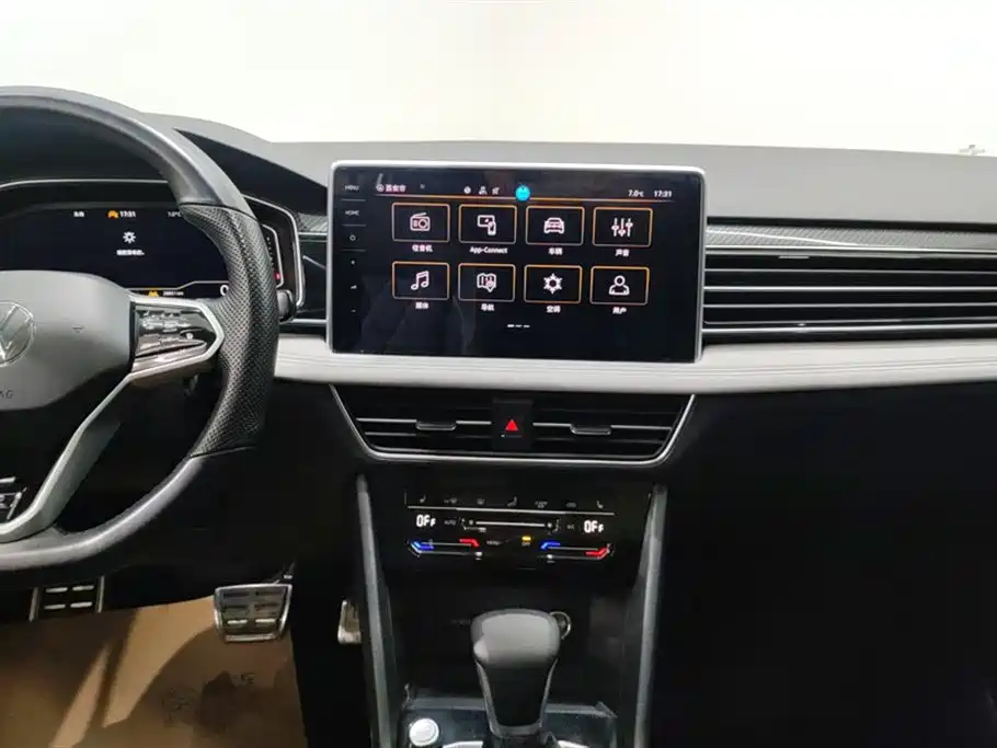 Volkswagen Tiguan L 2023 Facelift 330TSI Auto FWD R-Line Premium фото 13