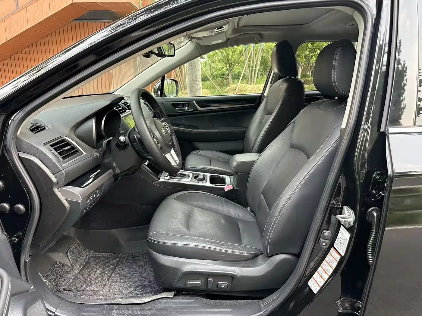 Subaru Outback 2017 2016 2.5i Sport Navigation Edition
