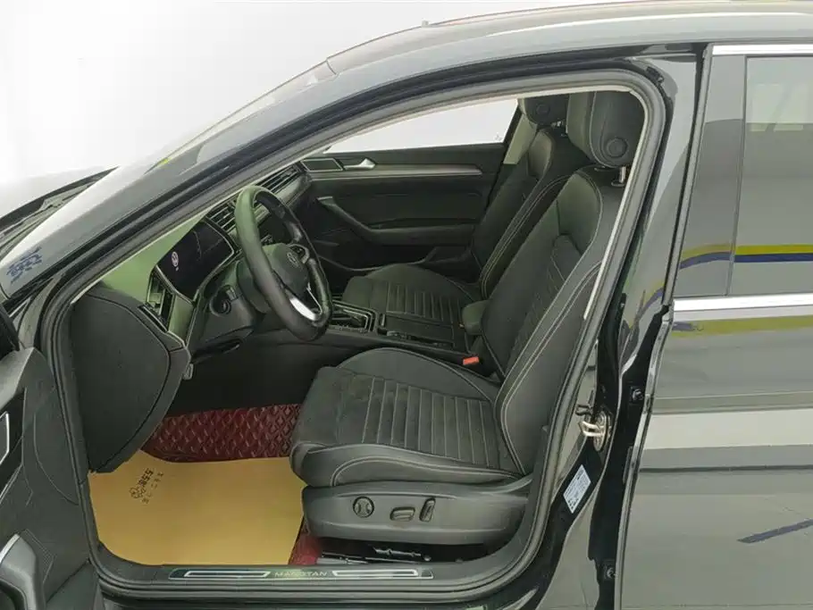 Volkswagen Magotan 2020 330TSI DSG Luxury фото 9