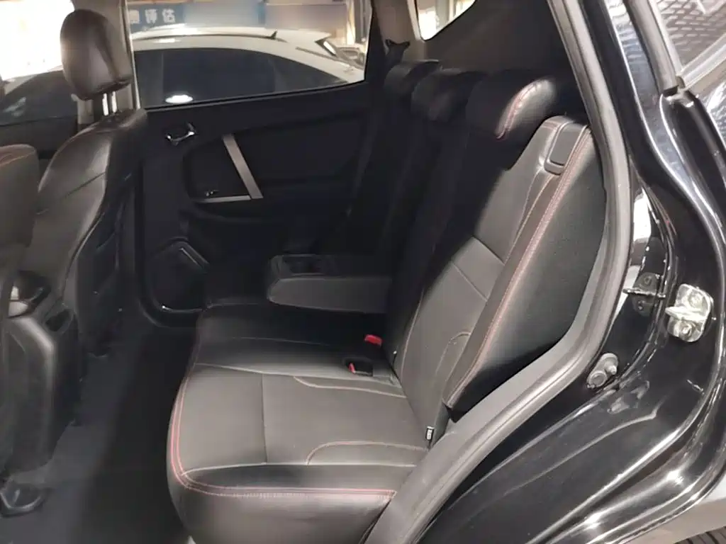 Geely GX7 2015 2015 Classic 1.8L Manual Urban (China IV)