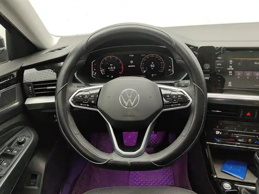 Volkswagen Passat 2024 380TSI Starlight Dragon Soaring Edition фото 15
