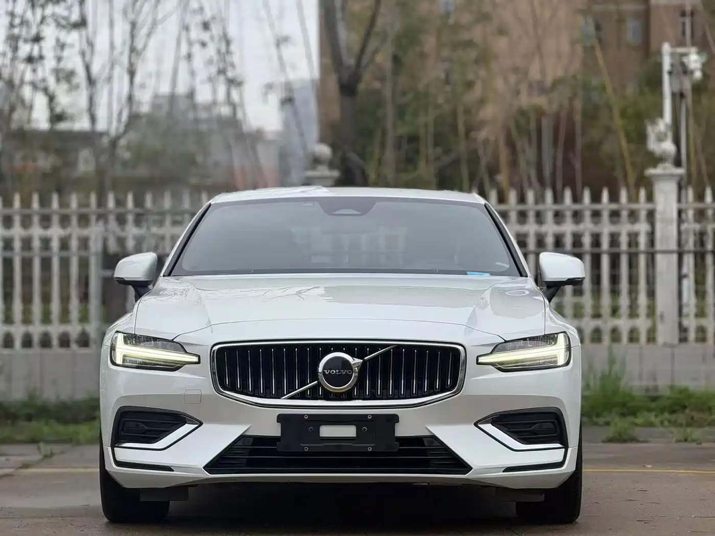 Volvo S60 2024 2024 B4 Elegance Luxury Edition