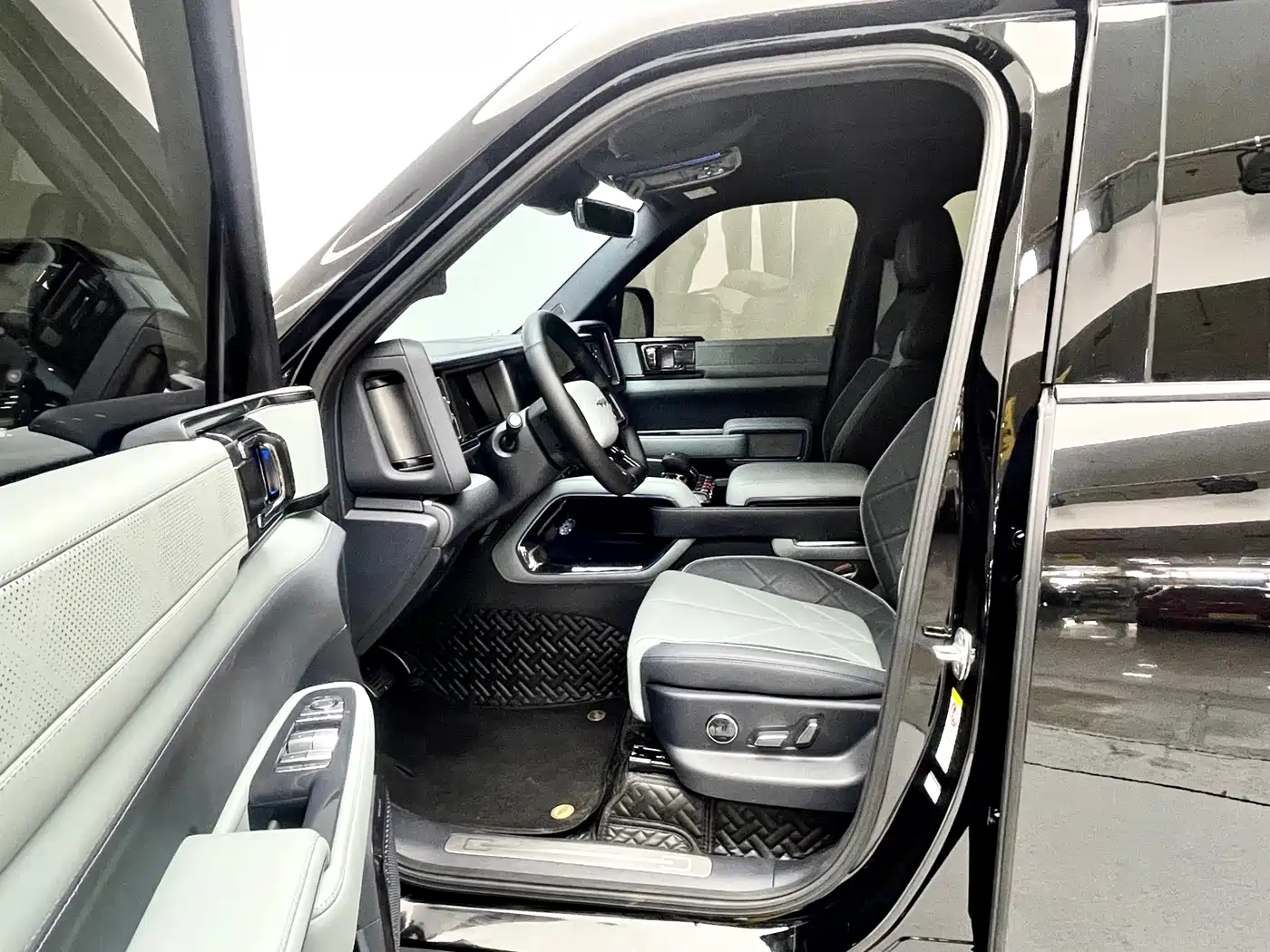 FANG CHENG BAO LEOPARD 5