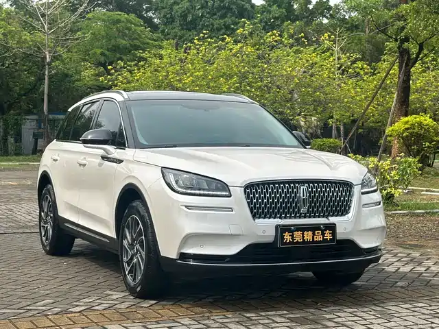 Lincoln Adventurer 2021
