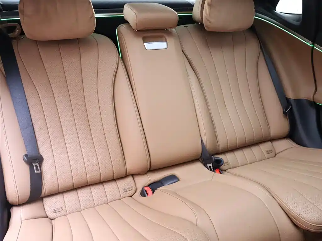 Mercedes-Benz E-Class 2024 Model E 300 L Luxury фото 22